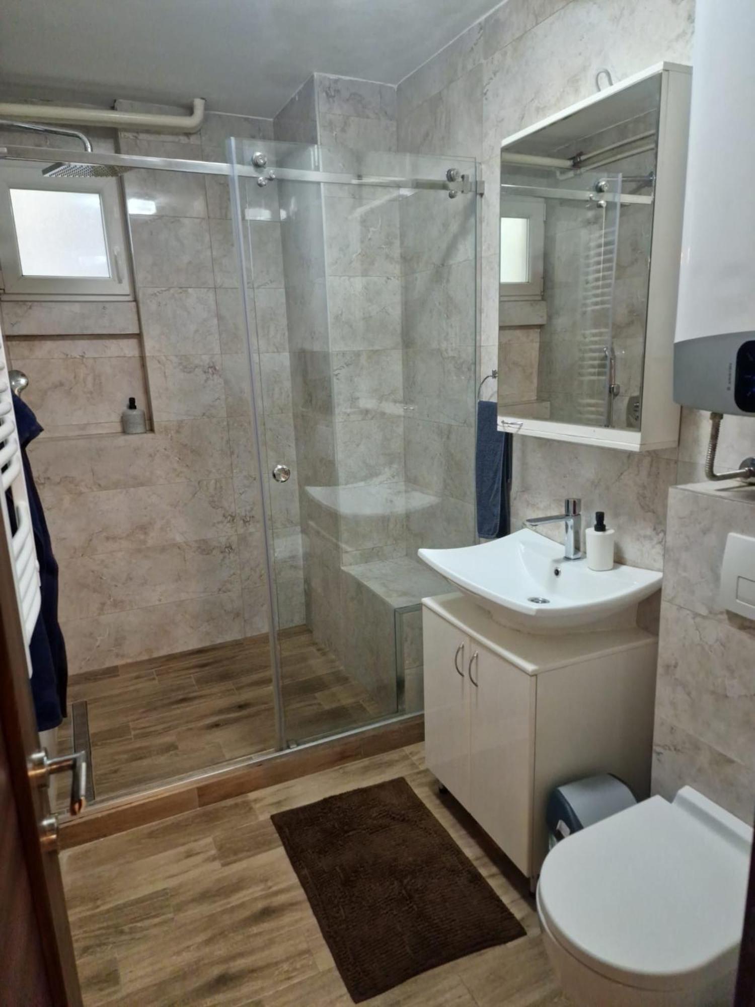 Ferienwohnung Goliath Belgrad Exterior foto